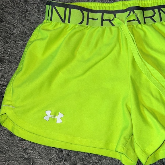 Under Armour Shorts💙 - Picture 2 of 9